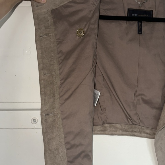 BCBG Maxazria Khaki Faux Suede Leather Sleeveless Button Up Vest - Picture 8 of 8